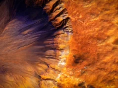 Vida em Marte? Células minúsculas sobrevivem apenas de ondas de choque e solo tóxico