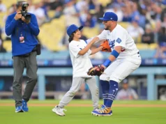 Notas dos Dodgers: Miguel Rojas, Ben Casparius