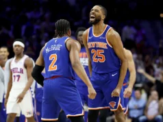Knicks empatou o recorde dos playoffs da NBA com cestas de 3 pontos no primeiro tempo ao vencer o 76ers