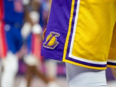 O Lakers demitiu mais de uma dúzia de funcionários do lado comercial da organização