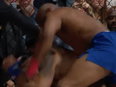 Vídeo GameBread Bareknuckle MMA: Yoel Romero quebra a mandíbula de Alex Nicholson com um soco brutal que termina a luta