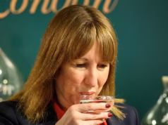 Dois pubs britânicos fecham todos os dias depois de lutarem contra o “peso absoluto” dos aumentos de impostos no primeiro trimestre de 2026 – equivalente a 2.400 perdas de empregos