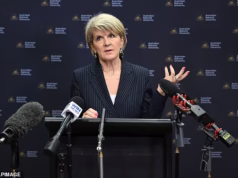 Julie Bishop sofreu um grande golpe na ANU – já que o regulador é forçado a assumir o controle do processo de recrutamento