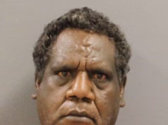 ‘Vingança’: costume aborígine local que levou a polícia a tirar Jefferson Lewis de Darwin – enquanto o ancião Warren Mundine compartilha uma mensagem contundente