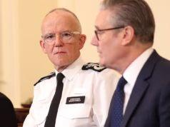 Chefe de polícia sob ataque após esfaqueamento de Golders Green diz que os judeus enfrentam o ‘horrendo diagrama de Venn’ de ódio de todos os lados – enquanto a vítima conta como ele esteve a poucos centímetros de morrer