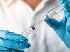 A injeção de “um minuto” que reduz o tempo de tratamento do câncer de duas horas para 60 segundos para 14 tipos de doenças foi lançada pelo NHS.