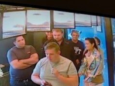 Gangue ‘Dine and Dasher’ caçada pela polícia depois de fugir de uma churrascaria sem pagar £ 539,70 em conta de comida e bebida ‘