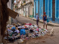 Trump ataca aliados por causa de postagem secreta em Cuba