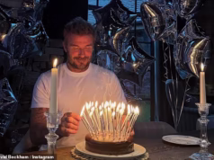 David Beckham diz que se sente “tão abençoado por ser mimado pela família” quando o filho Brooklyn rouba o aniversário do pai novamente