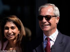 Nigel Farage: A equipe de assistência social do Partido Trabalhista não funciona agora. Vamos derrubar suas paredes vermelhas e transformá-las em uma pilha de escombros