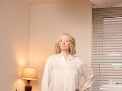 Aos 62 anos, quebrei a coluna fazendo Pilates. Acontece que eu estava enfrentando osteoporose e meu médico deveria ter investigado o assunto. Aqui estão todos os sinais de que sua dor nas costas pode ser terrivelmente grave: Jane Alexander