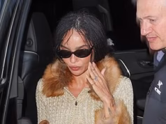 Zoe Kravitz exibe um enorme anel de noivado ao se juntar a Nicole Kidman e Serena Williams na chamativa festa pré-Met Gala de Anna Wintour
