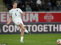 Brentford está em negociações sobre um acordo de £ 16 milhões para o adolescente austríaco de 1,80 m – cujo pai treinou saltadores de esqui alemães