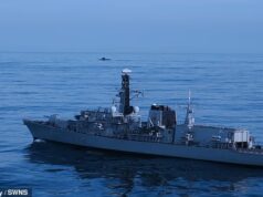 A crise dos navios de guerra da Marinha Real se aprofunda à medida que outro navio avariado é desligado, deixando apenas cinco fragatas para defender a Grã-Bretanha… e “sem dinheiro para comprar armas”