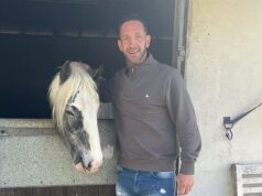 Foto: Homem ‘se matou e ex-parceiro com granada’ na explosão de uma casa em Bristol que feriu outras três pessoas