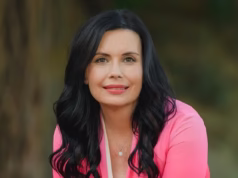 Minha mãe está nos últimos dias… Por que meu irmão a pressiona para transferir seu dinheiro? Vanessa Stoykov