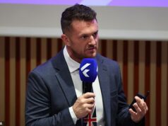 Candidato reformista pede proibição eleitoral de muçulmanos e elogia ‘Sir Tommy Robinson’