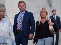 O noivo jornalista de Marjorie Taylor Green deixou Washington para se concentrar em seu casamento livre de Trump