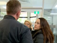 Momento estranho A equipe da ABC foi expulsa do evento One Nation pelo chefe de gabinete de Pauline Hanson sem sua aprovação: ‘Eles deveriam ter ficado’
