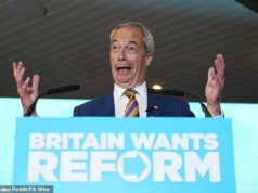 ‘Vou para Downing Street’, diz Nigel Farage como líder reformista após a vitória do partido nas 1.000 cadeiras