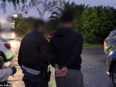 As autoridades de Melbourne prenderam quatro pessoas em uma operação contra o grupo acusado de compartilhar material violento do ISIS