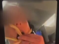 Vídeo indecente mostra funcionário do McDonald’s colocando batatas fritas na boca do cliente antes de colocá-las nos pacotes