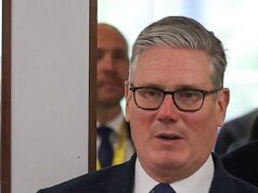 King arrastado para o desastre trabalhista: King vai minar os planos de Starmer com impulso pró-UE e mais emissões líquidas zero, mas nenhum benefício bloqueado… enquanto o primeiro-ministro luta para manter seu emprego