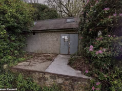Casal que transformou o bunker químico de Dartmoor dos anos 1970 em casa de férias perde a batalha de planejamento… porque não tem janelas, água encanada ou sistema de esgoto