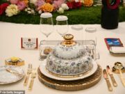 Trump chega para festejar com Xi no luxuoso banquete estatal da China depois de concordar que Hormuz ‘deve permanecer aberto’