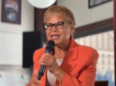 A prefeita de LA, Karen Bass, pede DENTES financiados pelos contribuintes para ajudar os usuários de metanfetamina a voltarem aos trilhos
