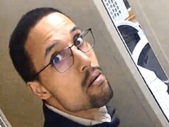 A espiral perturbadora de um outrora popular estudante de uma escola particular é agora acusado de assassinar brutalmente um estudante transgênero na Universidade de Seattle.