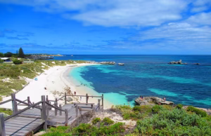 Homem de trinta anos atacado por tubarão de cinco metros de comprimento na Ilha Rottnest