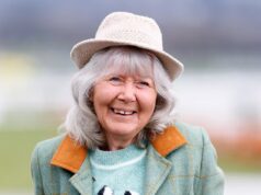 Dame Jilly Cooper disse aos escritores rivais para pararem de chorar por causa de seus ‘homens machistas’