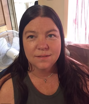 108919121-15850661-Tracy_Myers_has_been_charged_after_allegedly_smashing_a_plate_in-m-16_17799409851.avif