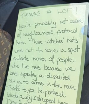 108920787-15854413-The_note_which_left_a_Sydney_resident_angry-a-2_1779948360206.jpg