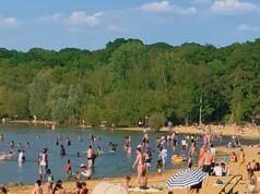 Caçadores de sol “egoístas” provocam indignação em toda a onda de calor Grã-Bretanha: multidões ignoram a proibição de nadar, lagoas de vida selvagem transformadas em “clubes de praia” e estacionamento ilegal causa engarrafamentos
