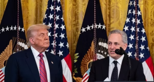 ‘Você está cometendo um erro’: ligação de última hora para Trump que revela uma impressionante divergência na Casa Branca