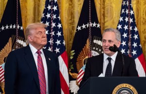 ‘Você está cometendo um erro’: ligação de última hora para Trump que revela uma impressionante divergência na Casa Branca
