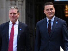 Streeting é instado a falar contra Starmer enquanto os dois se reúnem para discutir o confronto antes do discurso de King – ATUALIZAÇÕES AO VIVO