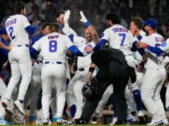 Michael Conforto beliscou enquanto os Cubs se recuperavam para a vitória por 5-4 sobre os Reds na 9ª entrada