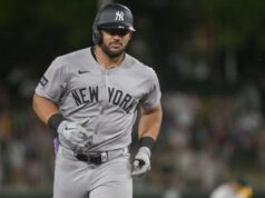 Atualização sobre lesão de Jason Dominguez: o defensor externo dos Yankees deixa o campo após uma colisão assustadora com a parede