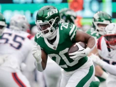 Brees Hall e Jets concordam com contrato de três anos