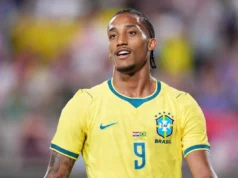A estrela brasileira acredita que o “fantástico” Harry Kane pode ganhar a Bola de Ouro