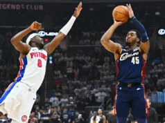 Donovan Mitchell empata recorde de pontuação nos playoffs da NBA e série equilibrada dos Cavaliers