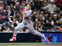 JJ Weatherholt, do Cardinals, aproveita o erro de Fernando Tatis Jr. para rebater o Grand Slam da Little League contra o Padres