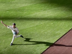 A primeira entrada de Misiorowski contra o Yankees estabeleceu um recorde de rebatidas