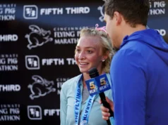Os vencedores da Meia Maratona Flying Pig são Simon Hayes e Amanda Jerhusen