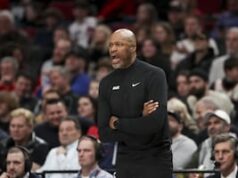 Jamal Mosley, técnico do Orlando Magic Fire
