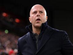 Slott diz que tem “todos os motivos” para acreditar que permanecerá no Liverpool na próxima temporada