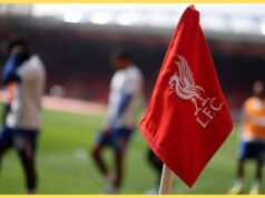 Jason McAteer identifica o problema tático que assolou o Liverpool contra o Chelsea